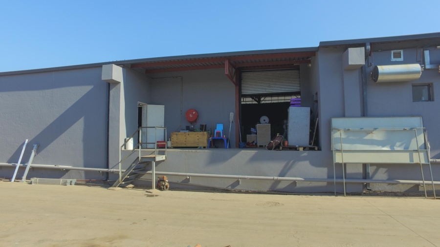 To Let commercial Property for Rent in Oos Einde North West